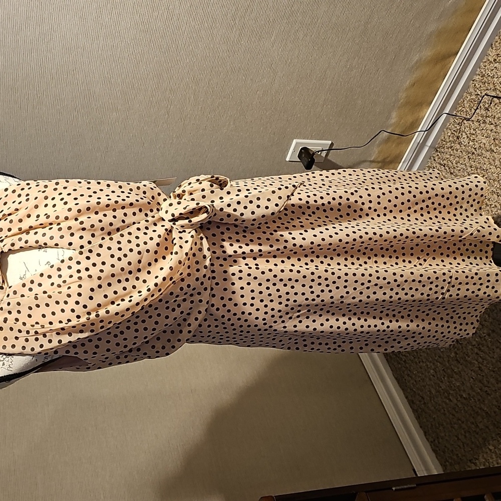 NEW KARIN STEVENS DRESS ...SIZE 8